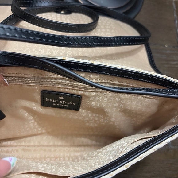 Kate Spade New York Black Leather and Straw Crossbody with Storybook lining EUC - Picture 3 of 10